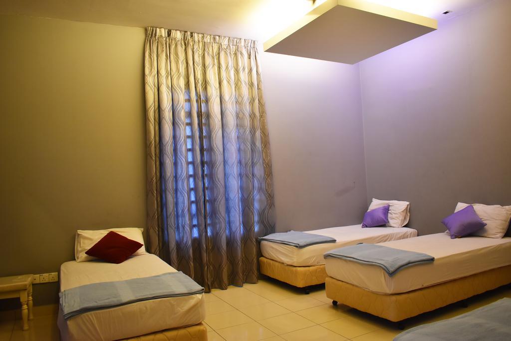 67 First Island Villa Bukit Jambul Exterior photo